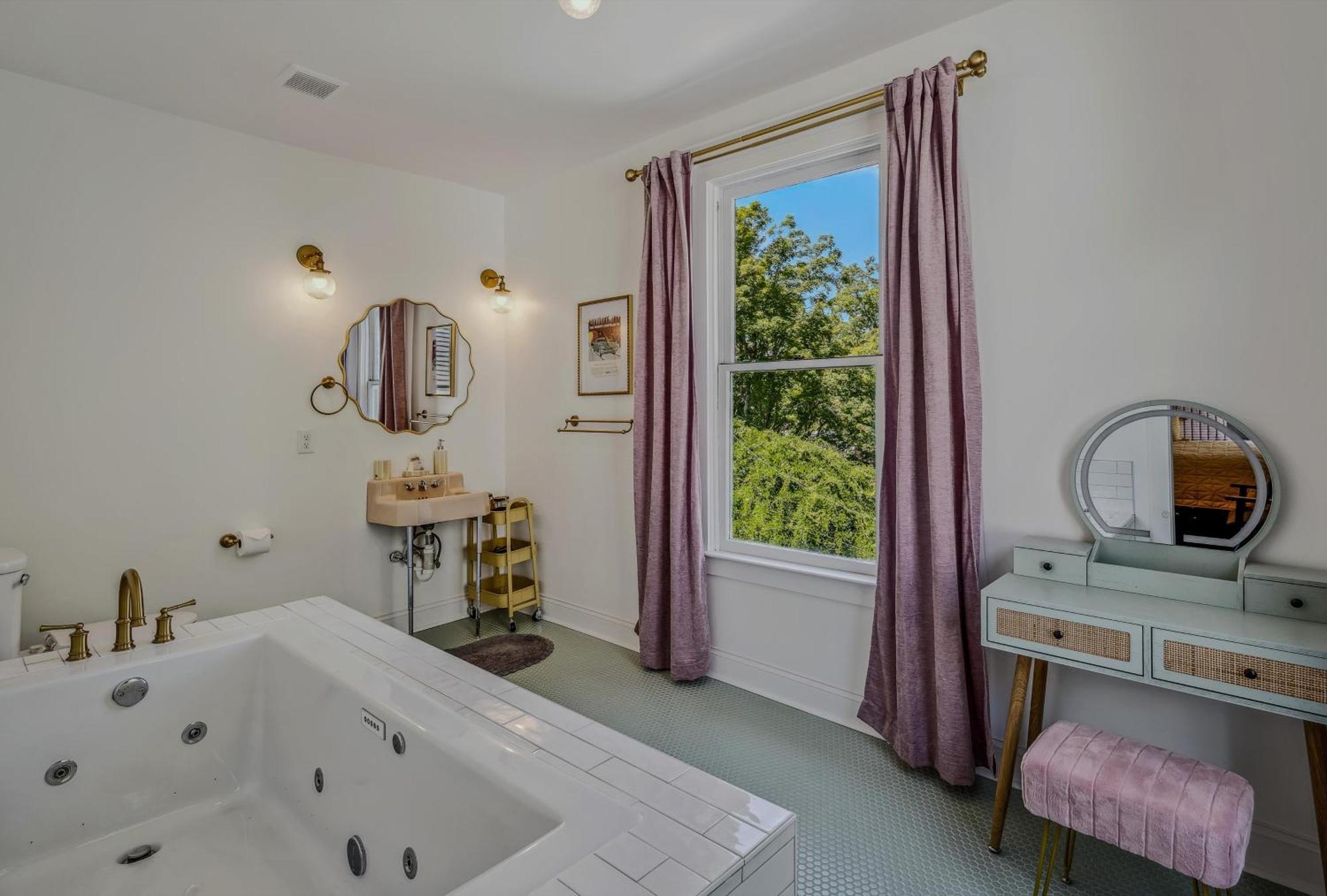 The Grand Castalian Inn Bed And Breakfast Berkeley Springs Εξωτερικό φωτογραφία